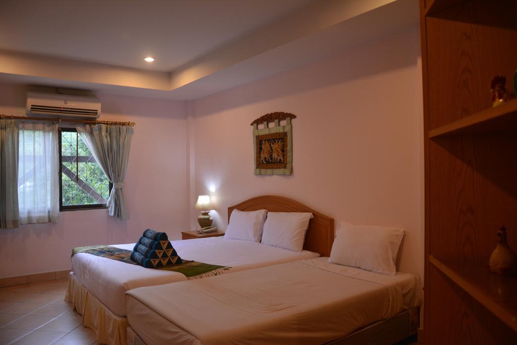 Seven Oaks Inn Praia de Jomtien Quarto foto
