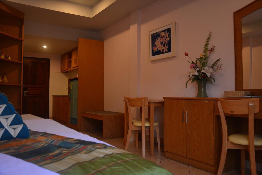 Seven Oaks Inn Praia de Jomtien Quarto foto