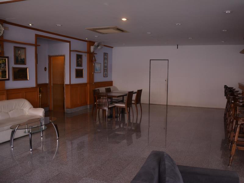 Seven Oaks Inn Praia de Jomtien Exterior foto